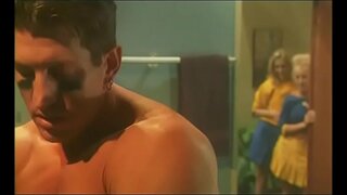 Horny μαζορέτες Τύλοι Cox και τον απρίλιο παίρνει fucked στα αποδυτήρια Horny μαζορέτες Τύλοι Cox και τον απρίλιο παίρνει fucked στα αποδυτήρια